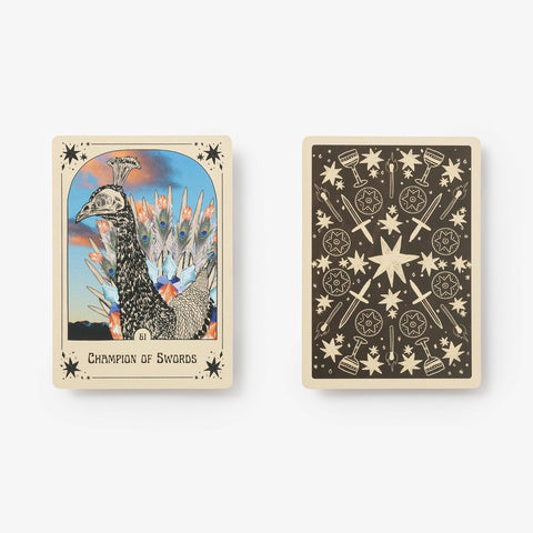 EVERY LITTLE THING, YOU DO IS MAGIC TAROT (INGLES)
