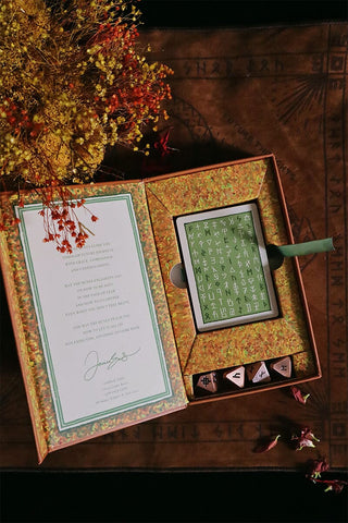 GREEN GLYPHS RUNES [INGLÉS]