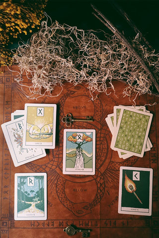 GREEN GLYPHS RUNES [INGLÉS]