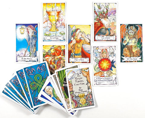 ESSENTIAL TAROT BOOK & CARDS SET (INGLES)